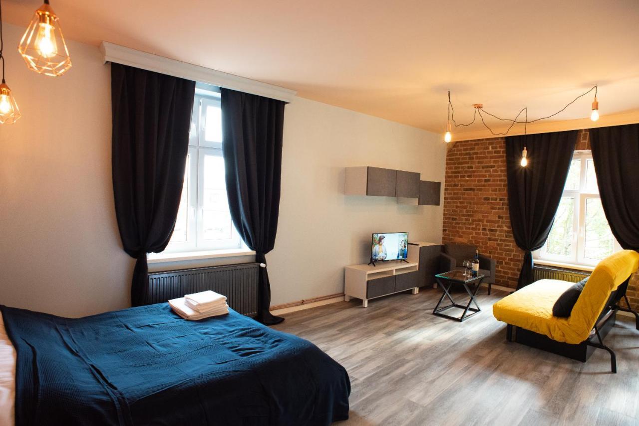 Apartament Antresola Fabryczna ジェロナ・グラ エクステリア 写真
